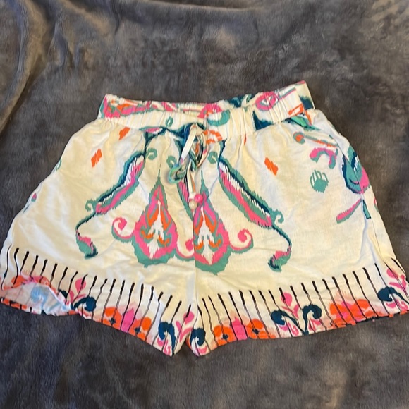 Zara Printed Shorts - Picture 1 of 3